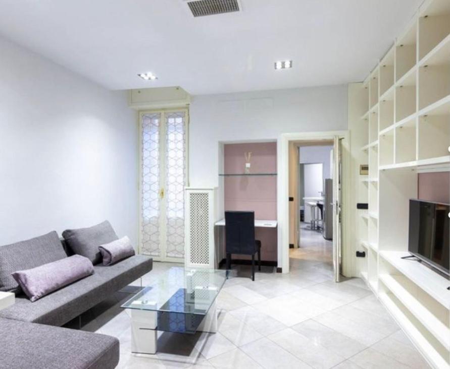 Luxury Home 100 Mq A Stone'S Throw From The Duomo Milaan Buitenkant foto